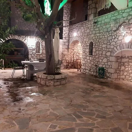 Apartment Laas Manor 1819 Areopoli