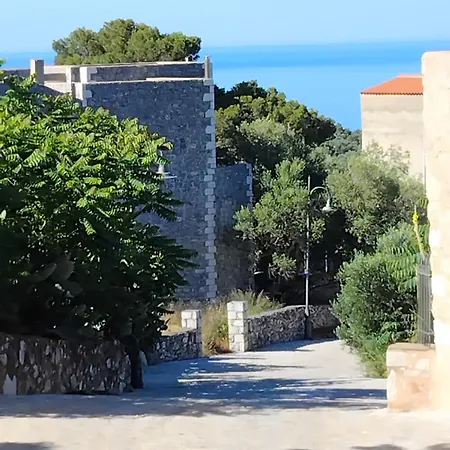 Laas Manor 1819 Areopoli