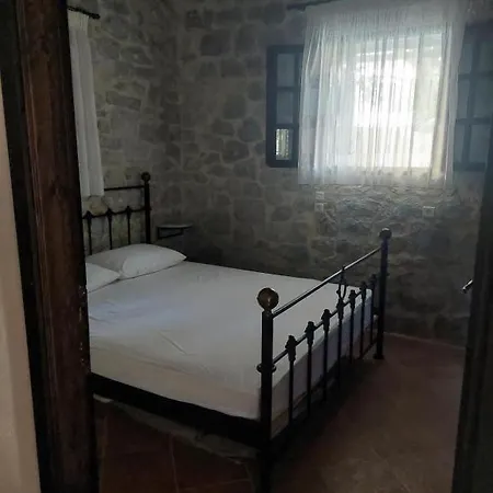 Laas Manor 1819 *