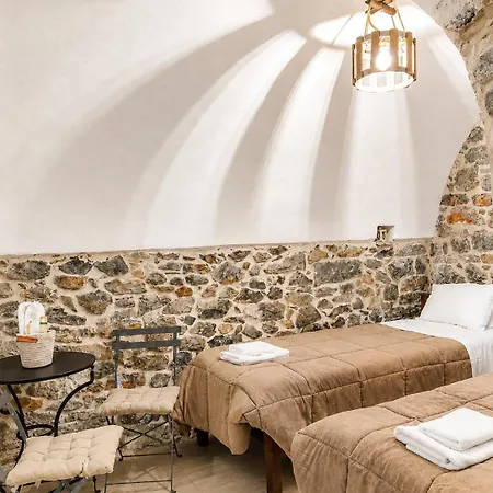 Laas Manor 1819 شقة