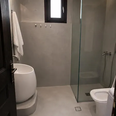 Laas Manor 1819 شقة أريبوليس