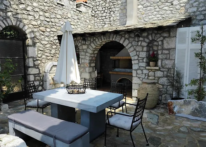 Laas Manor 1819 Apartment