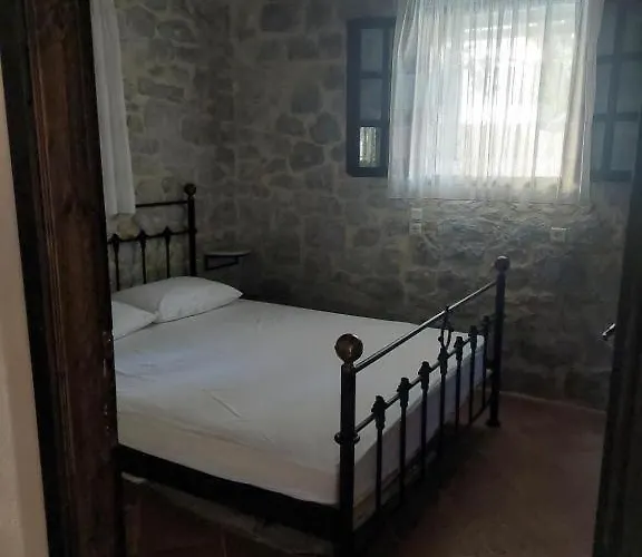 Laas Manor 1819 *